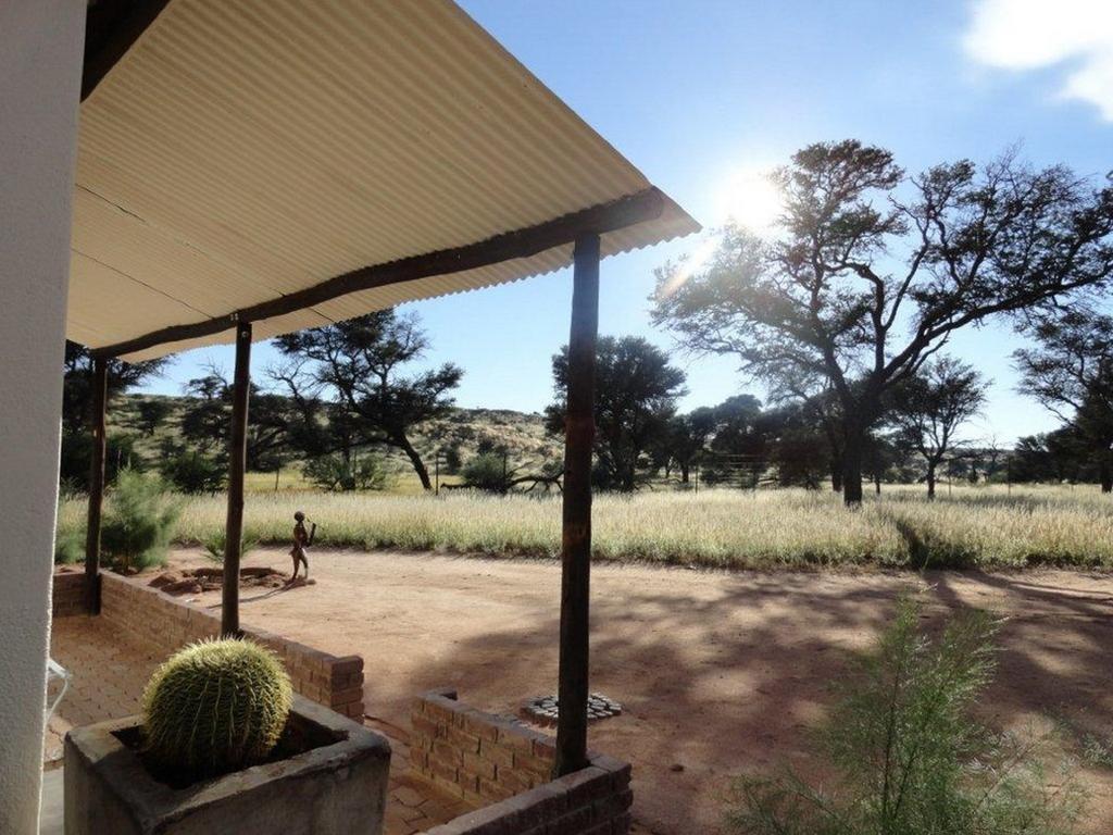 Terra Rouge Guestfarm & Sonstraal Farmhouse Koës Rum bild